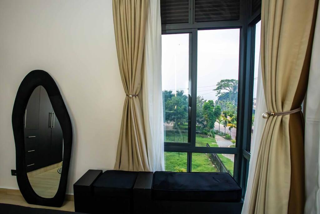 Andrena Smart Haven Lakeside Condo In 恩德培 外观 照片