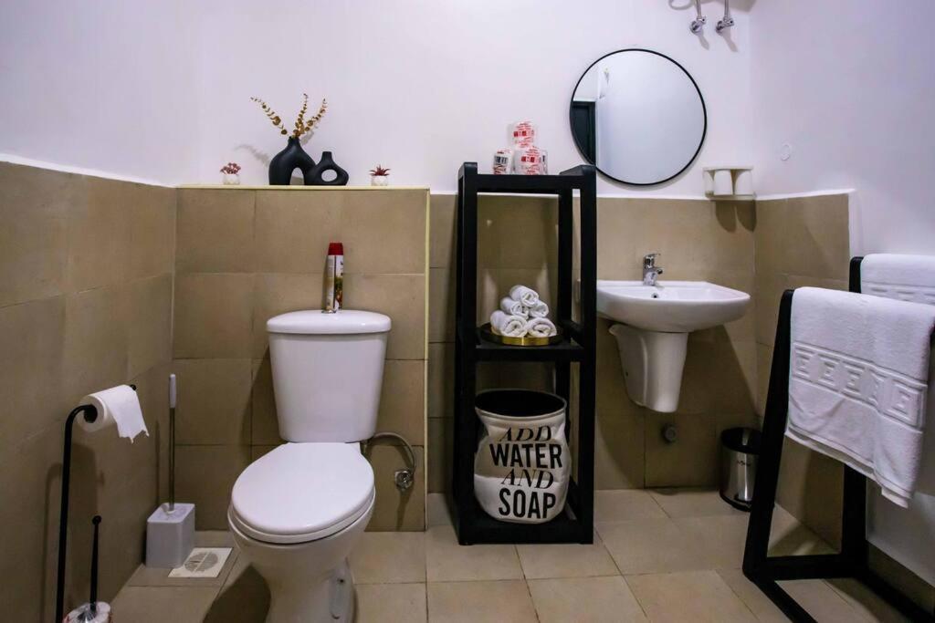 Andrena Smart Haven Lakeside Condo In 恩德培 外观 照片